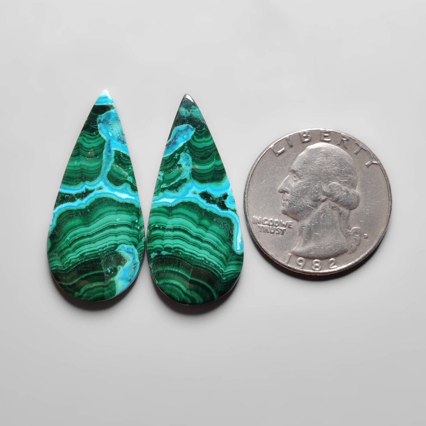 Chrysocolla|Malachite