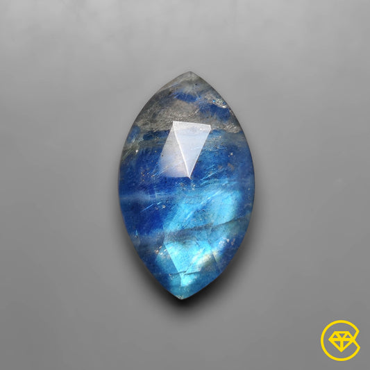 Labradorite|Quartz